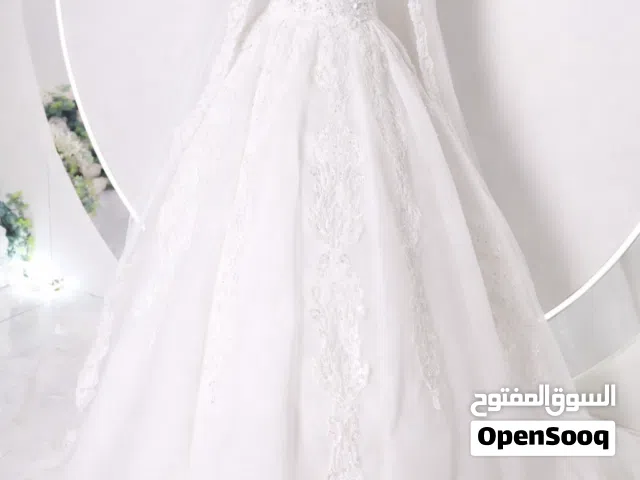 فستان زفاف للبيع