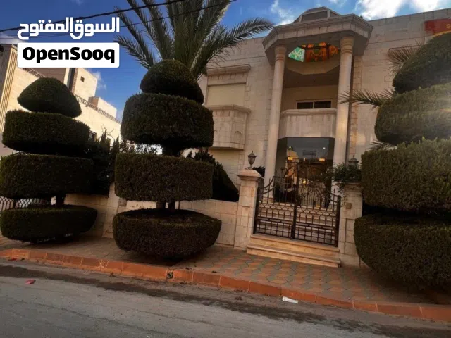 900 m2 More than 6 bedrooms Villa for Sale in Amman Khalda