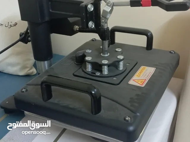 طابعه حراريه مع مكبس حراري لطباعه ع الملابس والأكواب وأشياء أخرى