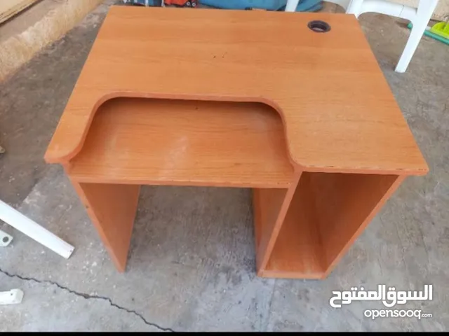 طاولت كمبيوتر للبيع الكميه 6