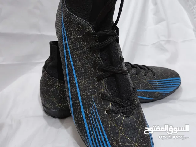 39 Sport Shoes in Karbala