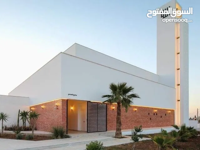 بناية للبيع على شارع الكويت
