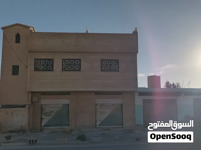 160 m2 3 Bedrooms Townhouse for Sale in Mafraq Umm Al-Quttayn