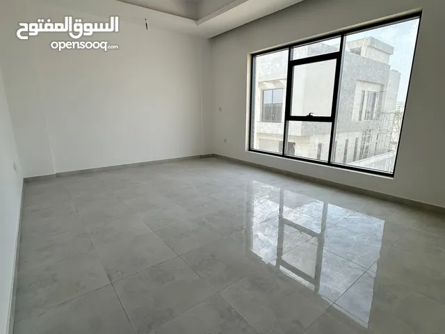 جديدة في الزاهية الشارقة 5 غرف مستقلة جاهزة . Gated community 5 BR Luxury Villa - in Al Zahia SHJ