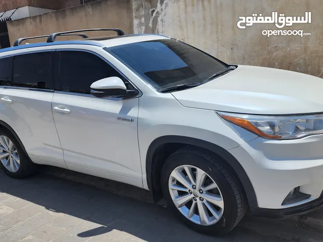 Used Toyota Highlander in Sana'a