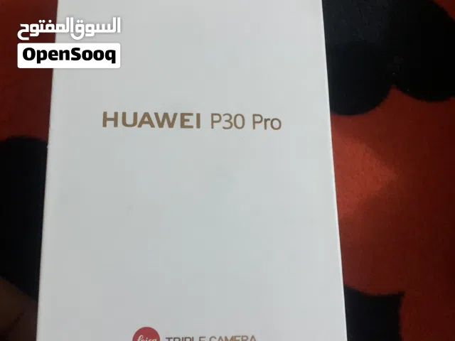 كارتونه مال  موبايل  هواوي P30برو مامستعمله  شاحن مع كيبل مع سماعه