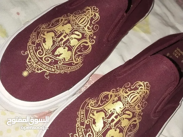 حذاء هاري بوتر هوجورتس Hogwarts shoes Harry Potter