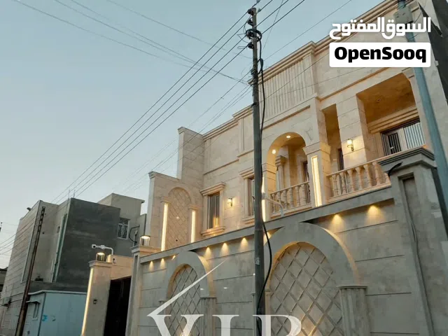 بيت ثلاثه طوابق للبيع بناء حديث