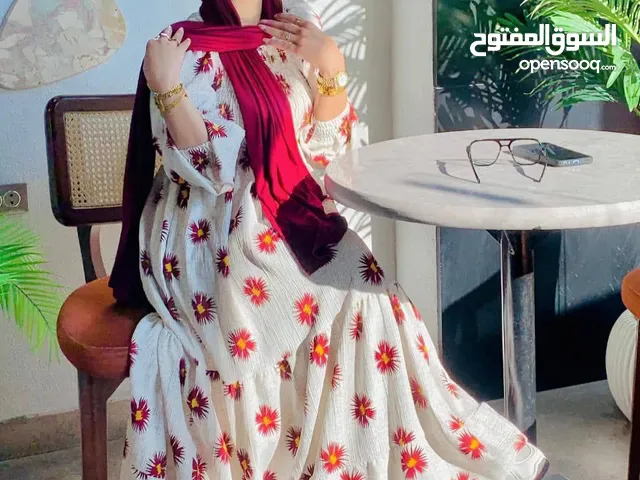 دريس فريسكه ادوار عباده شمس وسط استك مدكوك الماتريال فريسكه مستورد عالي الجوده خامه ممتازة ممتاز