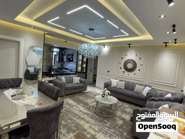شقة فخمة طابق ثاني للبيع بسعر التكلفة في شفا بدران