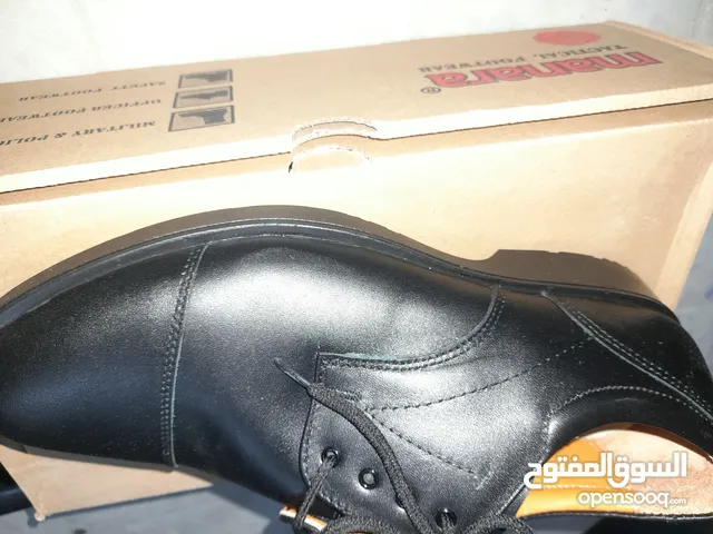 كندرة رسمي جلد جديدة /بسطار جديد برازيلي