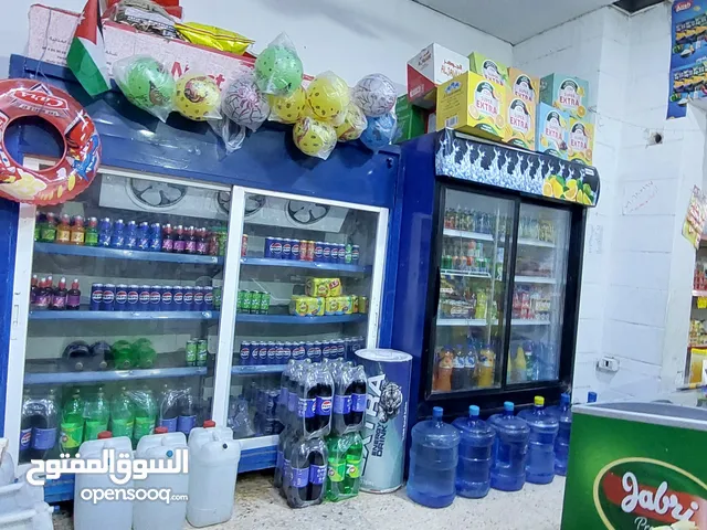 سوبر ماركت للبيع شمال فندق الجود