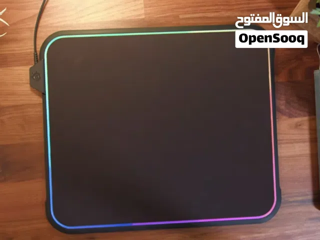 ماوس باد SteelSeries QcK Prism Cloth بحالة ممتازة جدا للبيع