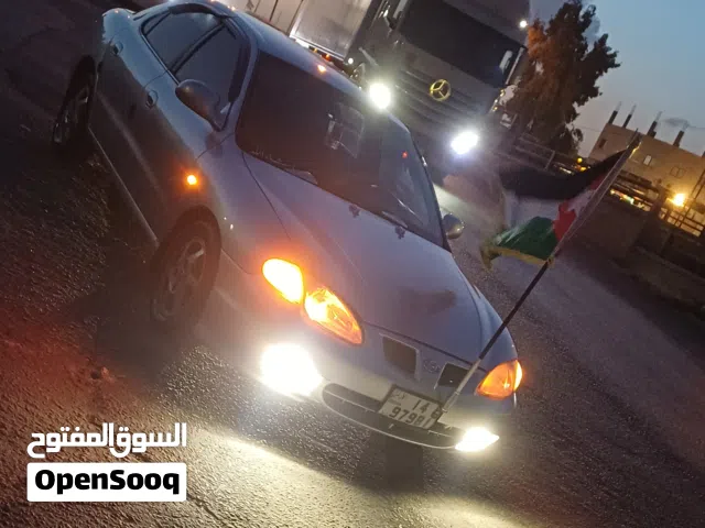 1997, هيونداي, افانتي, Standard
