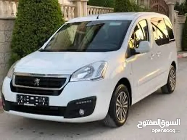 بيجو بارتنر 2017 قطارة سولار للبيع كاش فقط