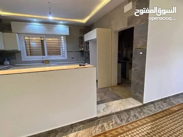 240 m2 3 Bedrooms Townhouse for Sale in Tripoli Janzour