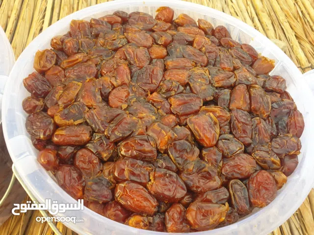 تمر أبو نارنجة وجبري