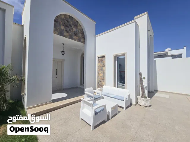 2 Bedrooms Chalet for Rent in Tripoli Al-Baesh