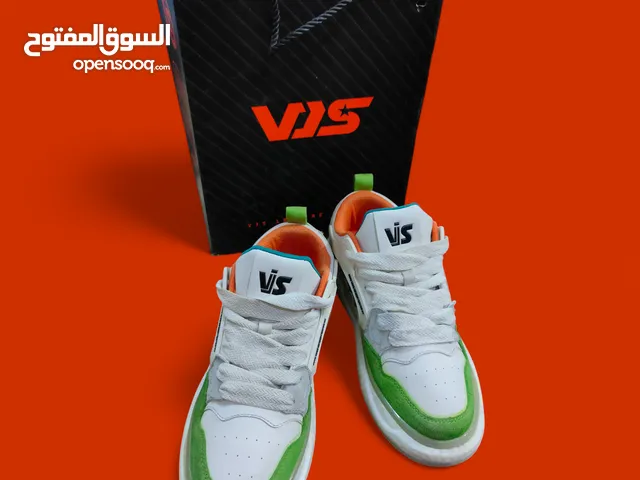 حذاء صيني اصلي براند VIS شبابي و مريح جداً للقدمين