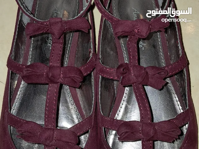 Orginal American eagle sandal for girls