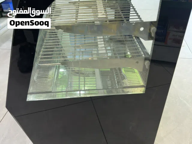 ثلاجة عرض صغيرة