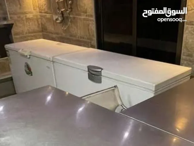 عدت مطعم كامل للبيع