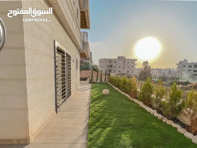 280 m2 4 Bedrooms Apartments for Sale in Amman Al Kursi