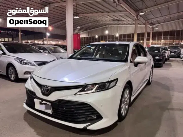 2018 تويوتا كامري XSE