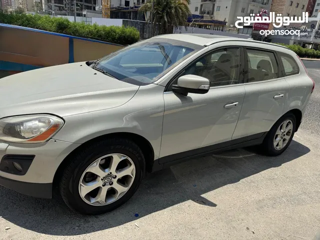 فولفو xc60