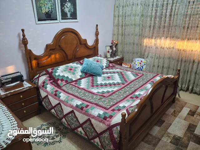 غرفة نوم كاملة بحالة الجديد تفصيل
