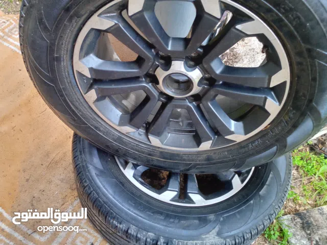 إطارات مستعملة بحجم 18 من علامة تجارية أخرى عالية الجودة