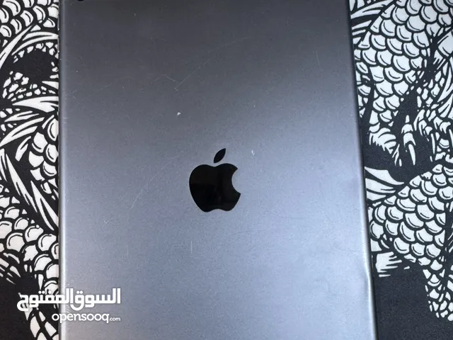 ايباد 8 نضيف غير مفتوح بصمه عاطله مع بعض الخدوش على الضهر مثل ما واضح بل صور باقي تفاصيل بل وصف