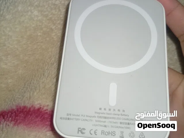 Macsafe جديدة مش مستخدمة ولا شحنة