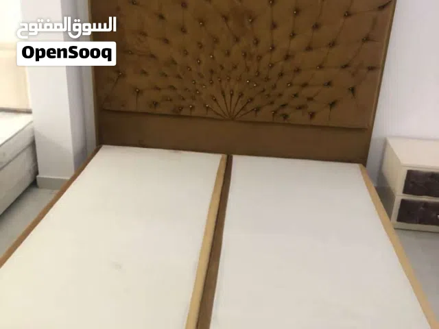 سرير خشب طبيعى انتركويل اماراتى