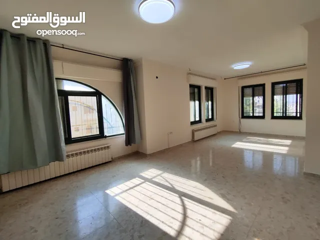 184 m2 3 Bedrooms Apartments for Rent in Ramallah and Al-Bireh Al Tira