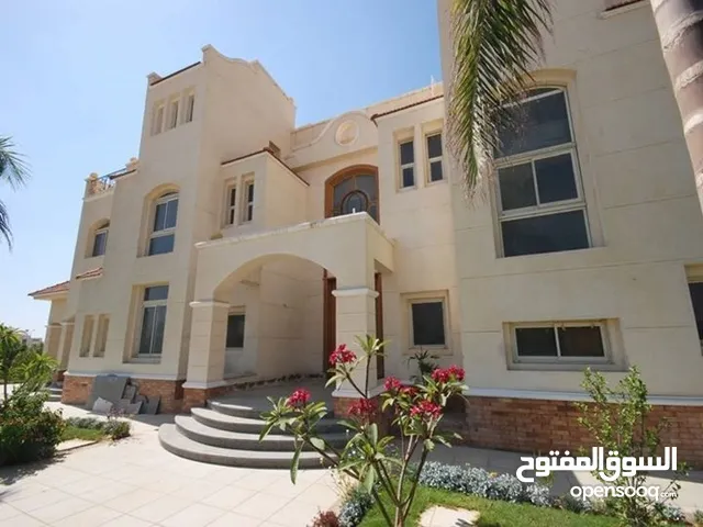 قصر فخم للبيع يصلح جميع الاغراض الاستثمارية و السكنيه في ارقي مناطق القاهرة و مدينة الشروق
