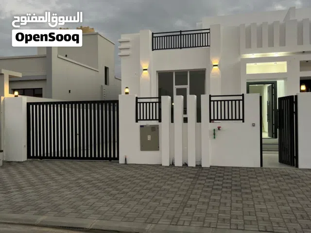 باقي فيلا من توين فيلا قريب مدينة سلطان هيثم حديقة النسيم قريب جامعة ألمانية ومفتوحة