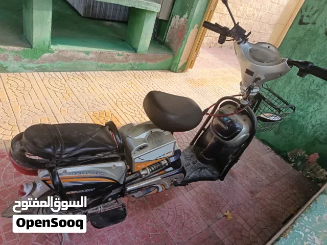 دراجة كهربائية نظيفة بسعر ممتاز