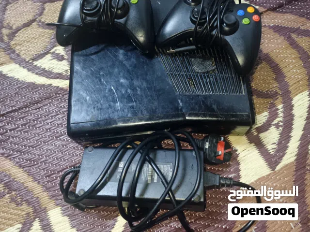 اكس بوكس 360 مستعمل نظافه 100%