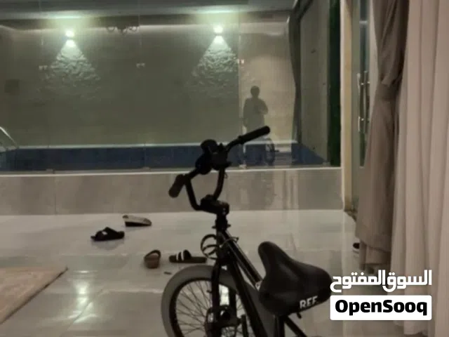 للبيع قاري