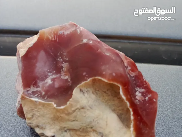 حجر كريم تواصل ع واتس