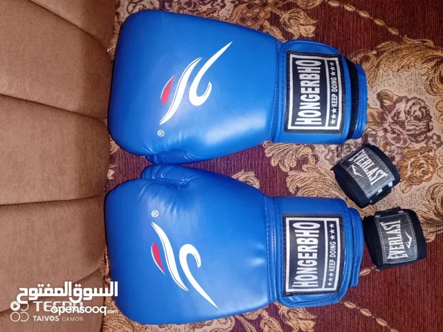 قفازات ملاكمه للبيع