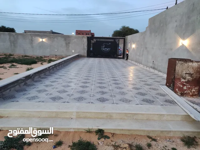 2 Bedrooms Farms for Sale in Tripoli Ain Zara