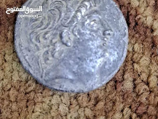 مجموعه فضه وبرونز وخواتم تستحق الاقتناء للهواة وأصحاب الذوق الرفيع