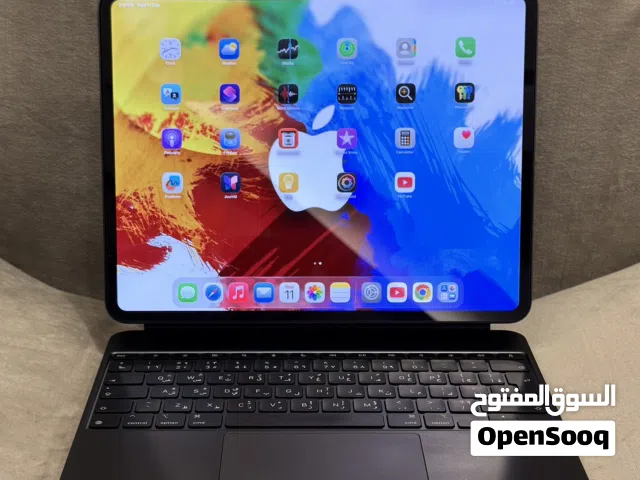 Apple iPad Pro-M4 Chip 13-inch 256GB WiFi Space Black Includes Original Apple Magic Keyboard