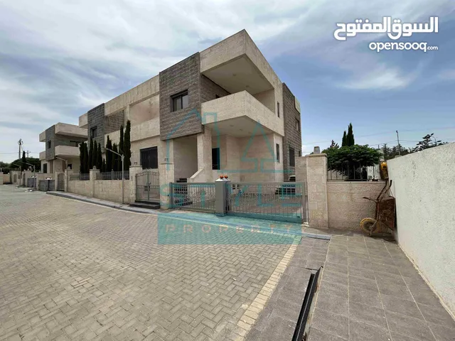 460m2 3 Bedrooms Villa for Sale in Amman Umm Al-Amad