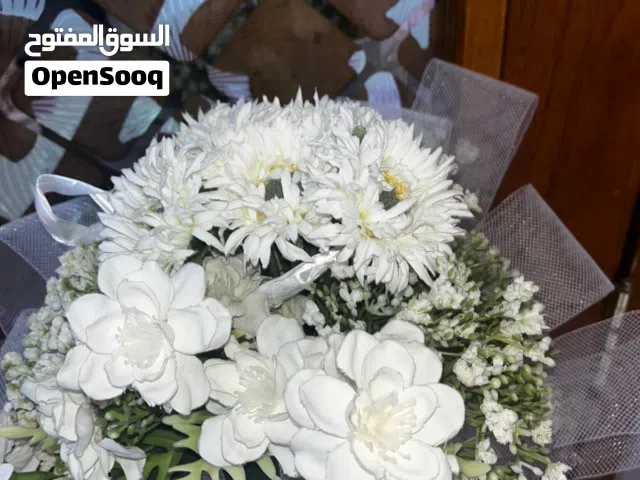 ورد 40باقه ورد كل ثنين ب5لاف يوجد توصيل داخل البصرة مجاني اقرو الوصف
