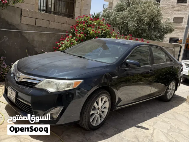 2013 تويوتا كامري LE