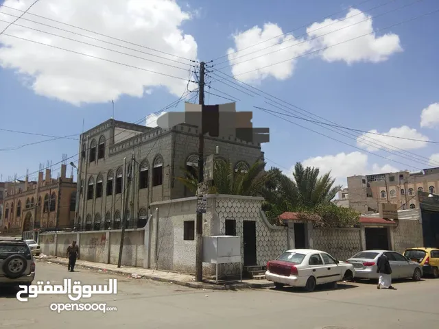 1000m2 More than 6 bedrooms Townhouse for Sale in Sana'a Hayel St.