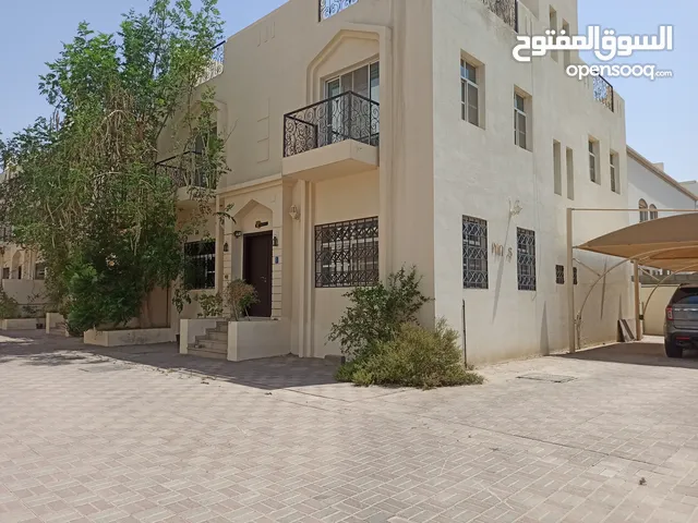 200 m2 4 Bedrooms Villa for Rent in Muscat Bosher